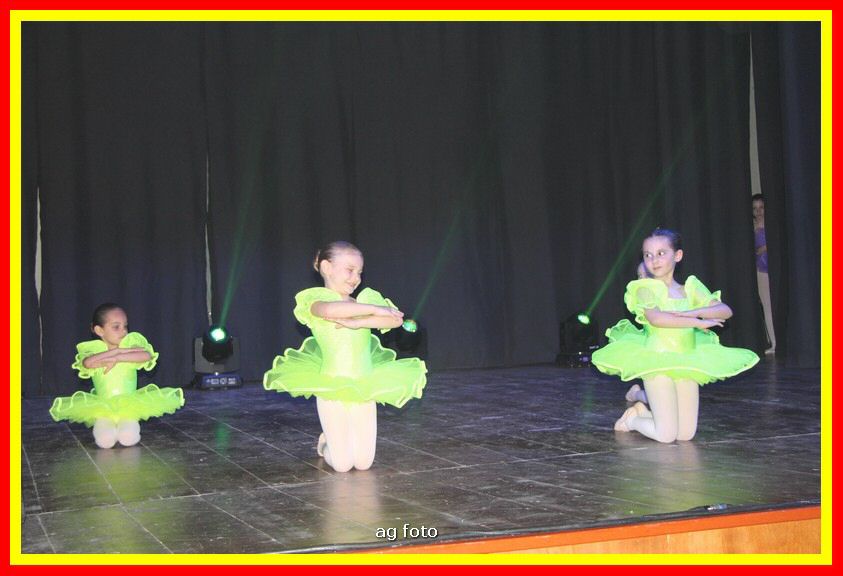 180526 danza 156_tn.jpg